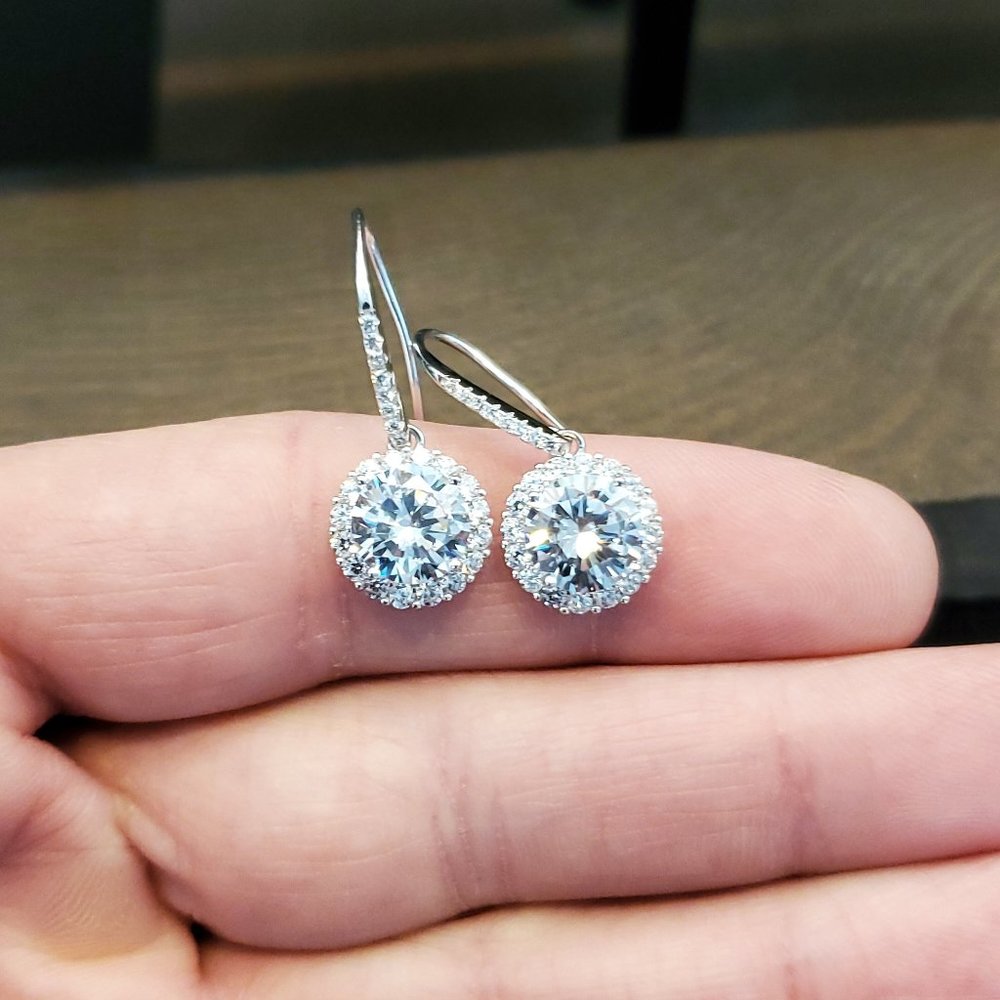 925 Sterling Silver Amazing Bright Cubic Zirconia Earrings